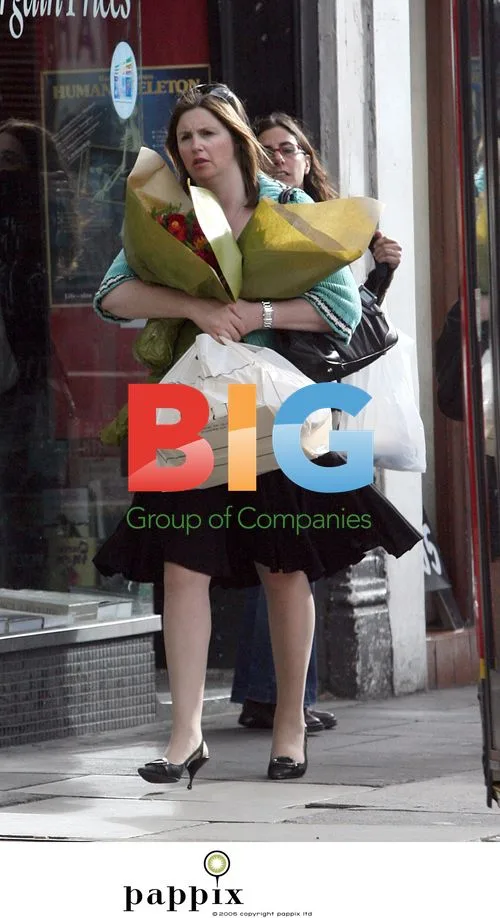 Nicola Horlick Struggles With Shopping, London
