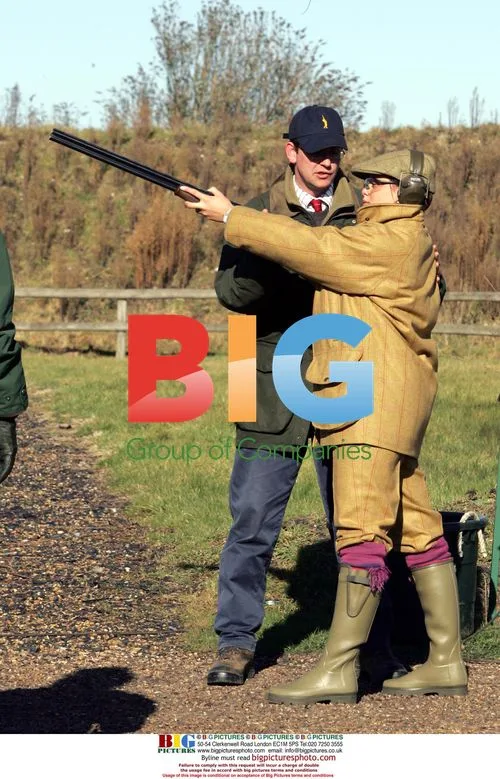 Jade Goody Shoots Clay Pigeons