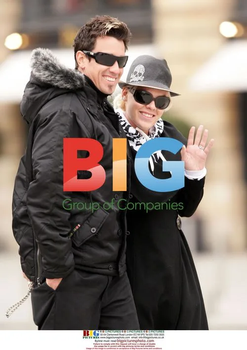 Pink and Carey Hart Tour Paris