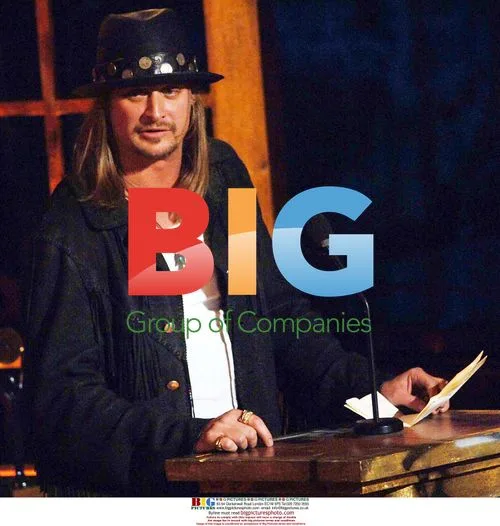 Kid Rock inducts Lynyrd Skynyrd into Hall of Fame
