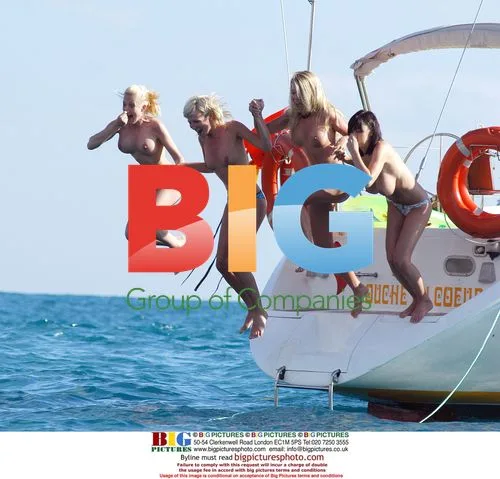 Glamour Girls Enjoy Caribbean Boat Day