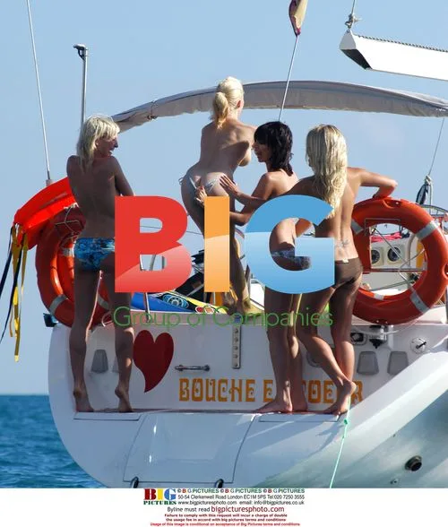 Big Brothers Vanessa and Shell with Glamour Girls