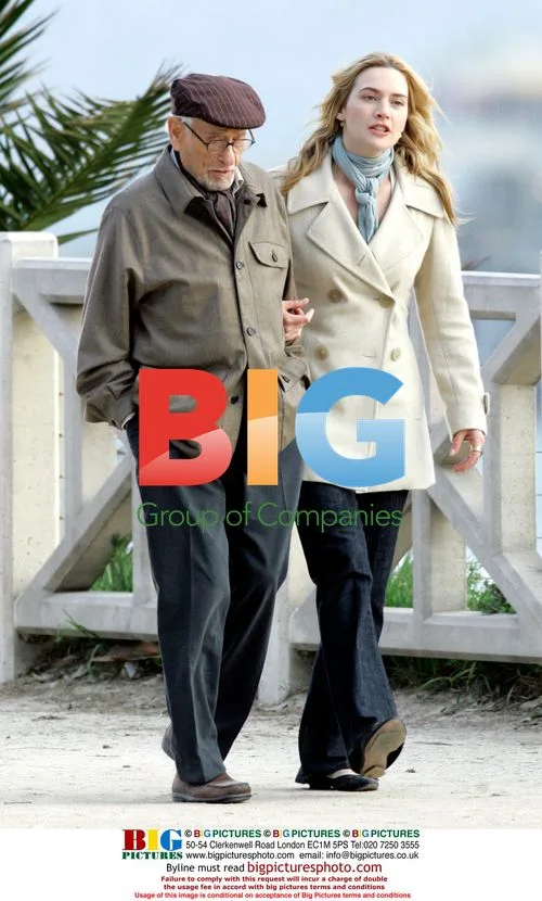 Kate Winslet and Eli Wallach filming "Holiday"