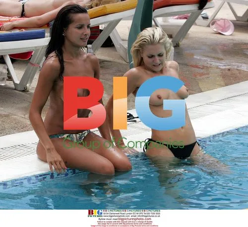 Models Kayleigh and Jamela at Skypark in Tenerife