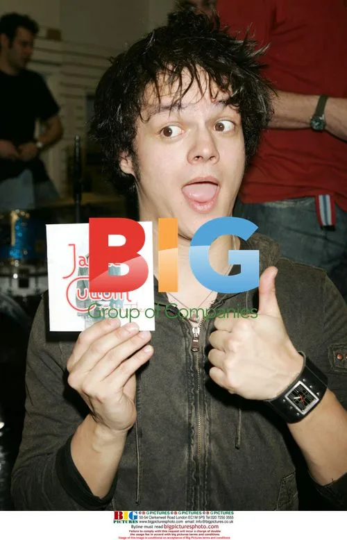 Jamie Cullum promotes CD 'Catching Tales'