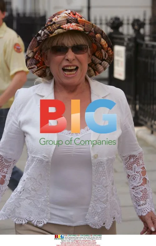 Barbara Windsor Enjoys London Weather