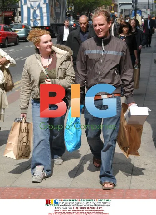 Coronation Street Stars Anthony Cotton and Jenny McAlpine Shopping in Manchester