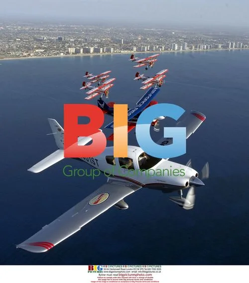 Pilots Fly Over Ft. Lauderdale