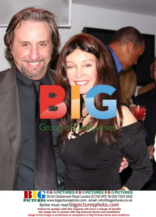Ron Silver and Jaid Barrymore at Overture Outreach charity event