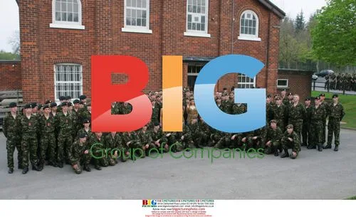 Mrs Robinson Perform for Army Families