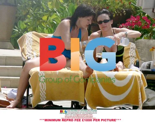 Davina McCall Soaks Up Rays on Dubai Vacation