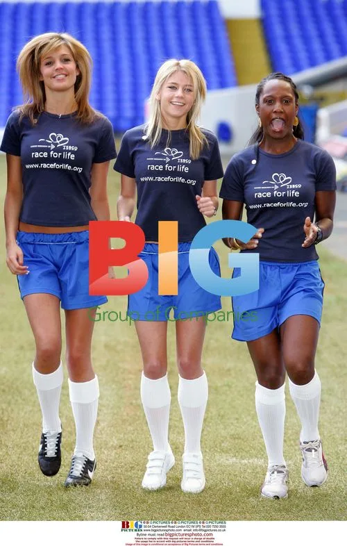 Footballers' Wives Train for Cancer Race