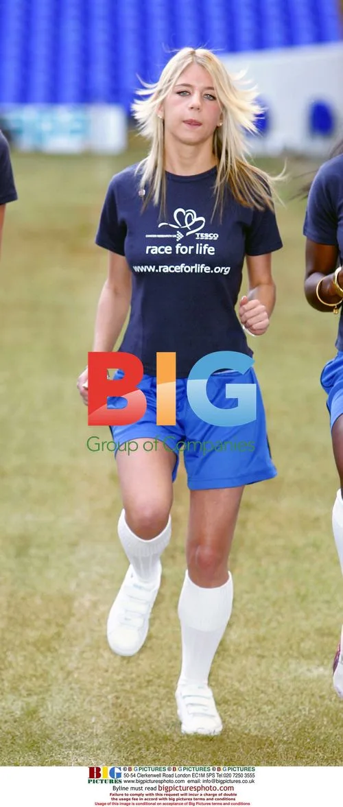 Footballer's Wives and Girlfriends Train for Cancer Race