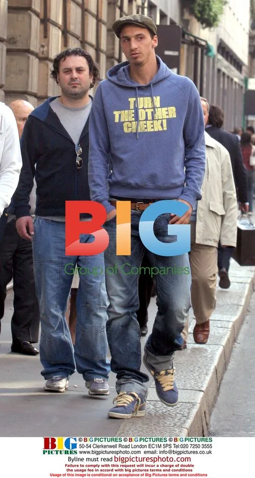 Zlatan Ibrahimovich Shopping in Milan