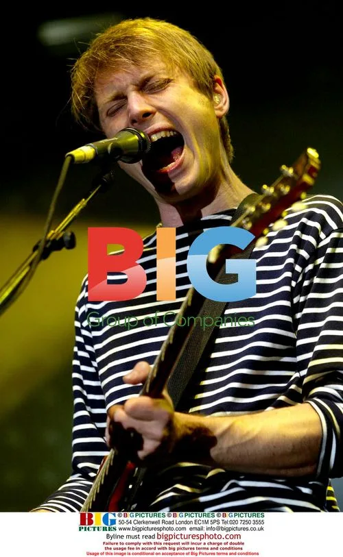 Alex Kapranos of Franz Ferdinand performing