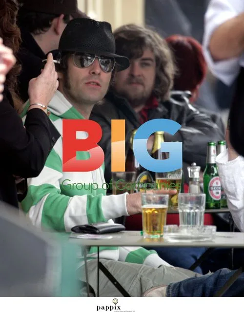 Liam & Paul Gallagher Pub Visit in London