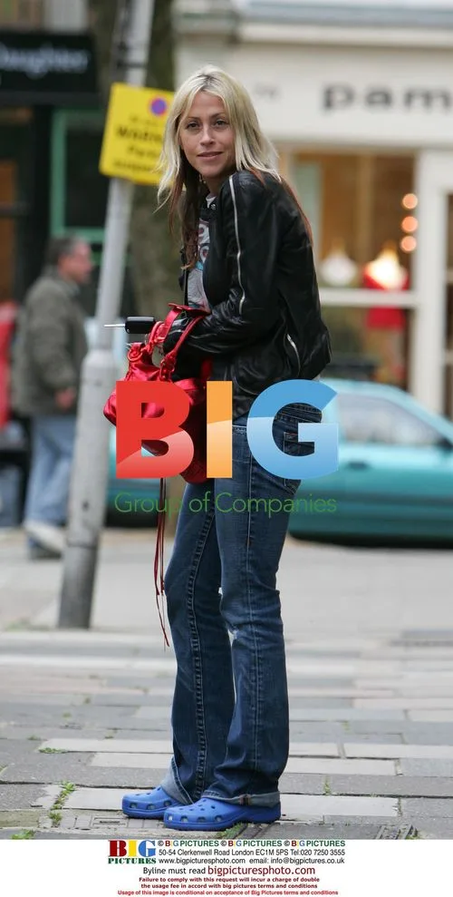 Singer Nicole Appleton in Primrose Hill