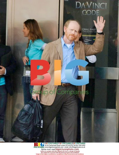 Ron Howard waves to fans at Cannes