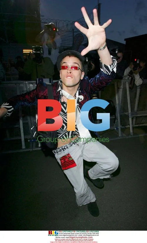 Pete enters Big Brother 7 house