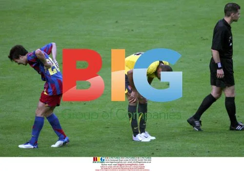 Barcelona and Arsenal Players Clash