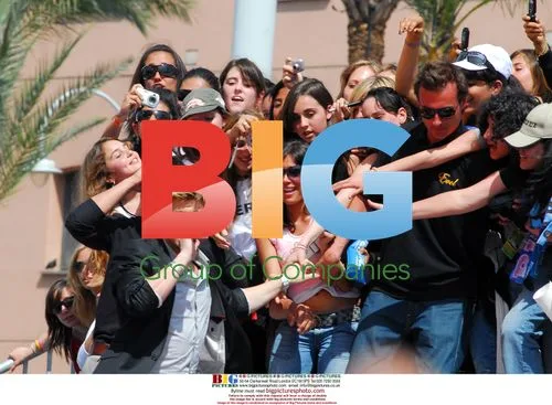 Duncan James arrives in Genoa by boat for MTV TRL