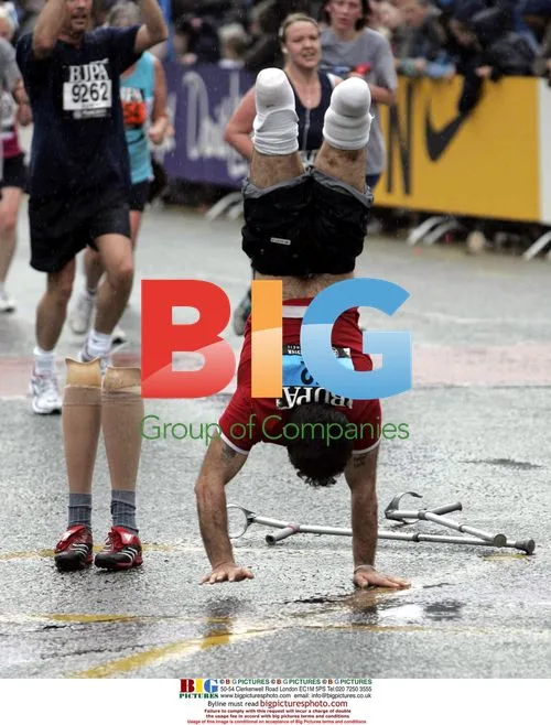 25,000 runners in Manchester 10K race