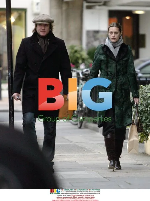 Yasmin Le Bon Shopping in North London