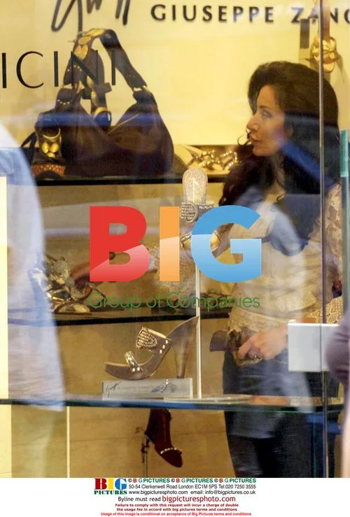 Nancy Dell'Olio shops for sexy items in Rome