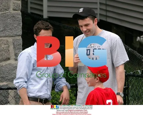 Ben Affleck spends time with brother and nephew