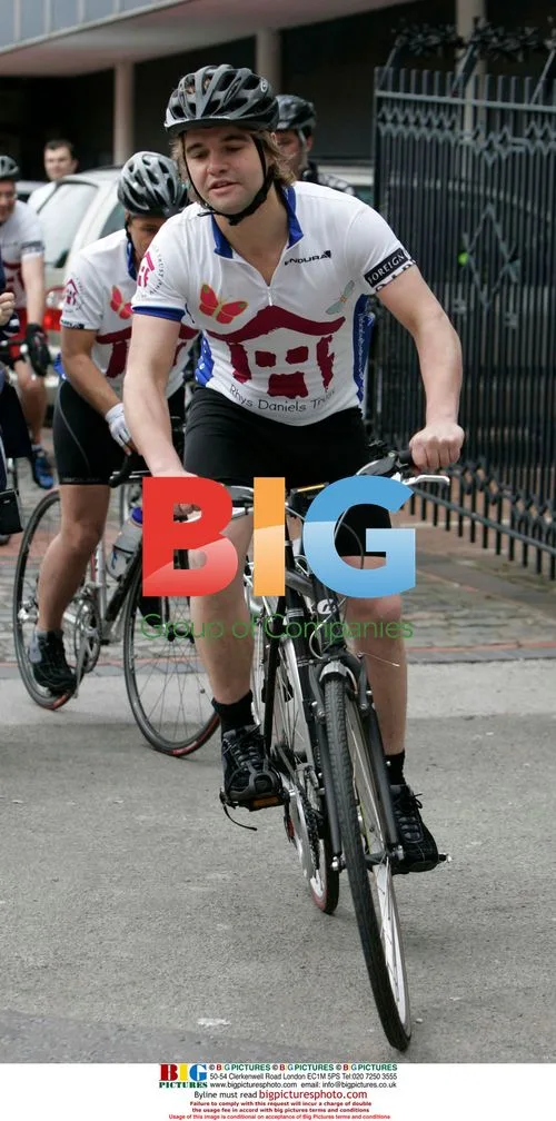 Rover Return to the Queen Vic charity bike ride