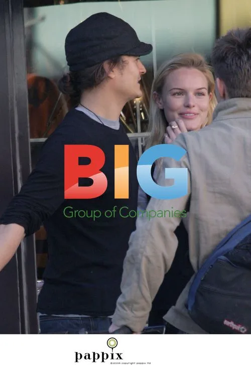 Orlando Bloom and Kate Bosworth Share Tender Moment