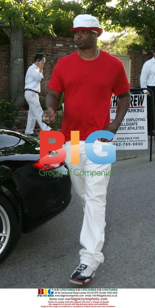Damon Wayans at Memorial Day Party