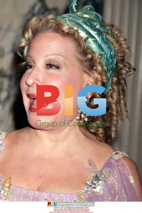 Willie Nelson and Bette Midler at Midler's Hulaween 2006