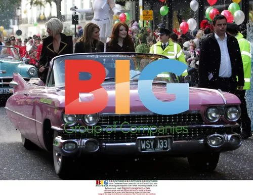 Girls Aloud at Harrods Parade