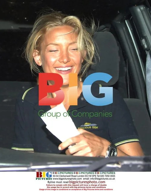 Kate Hudson on Fools Gold set