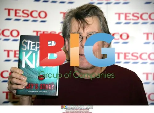 Stephen King promotes new book at Tesco