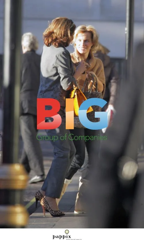 Irina Abramovich Enjoys a Day with Friend