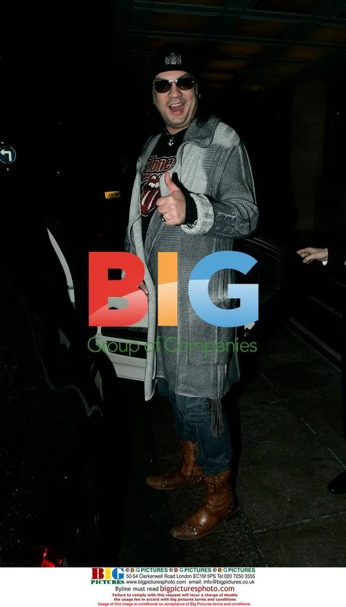 Philip Kirkorov leaving London hotel