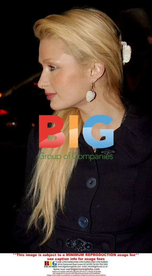 Paris Hilton's Beauty Secrets Spotted in Dublin