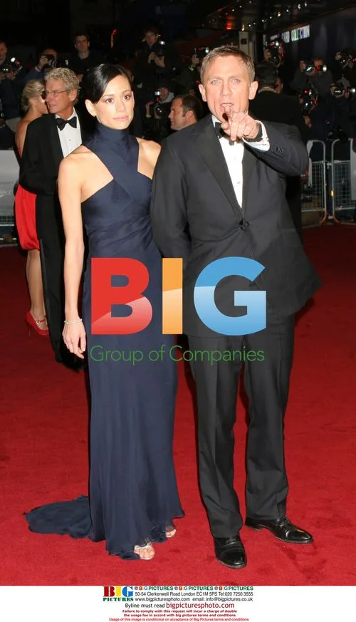 Daniel Craig and Satsuki Mitchell at Casino Royale Premiere