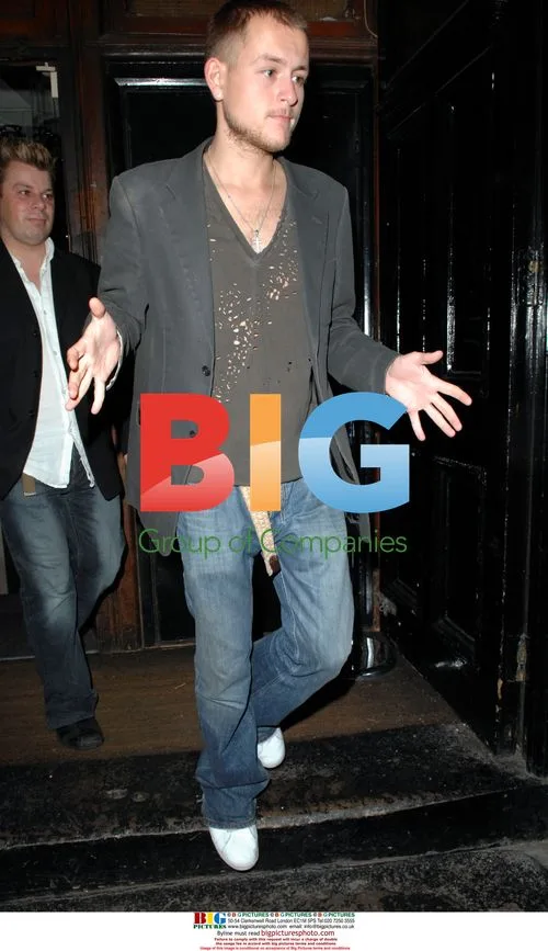 Hollyoaks actor Lee Otway out in London