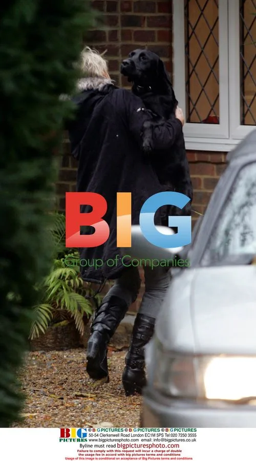 Ingrid Tarrant Spotted Moving Furniture from Home