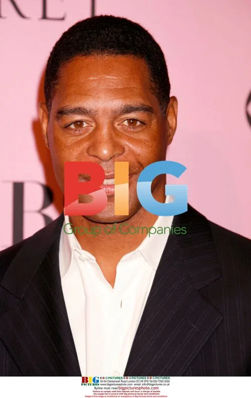Marcus Allen at Victoria's Secret Fashion Show 2006