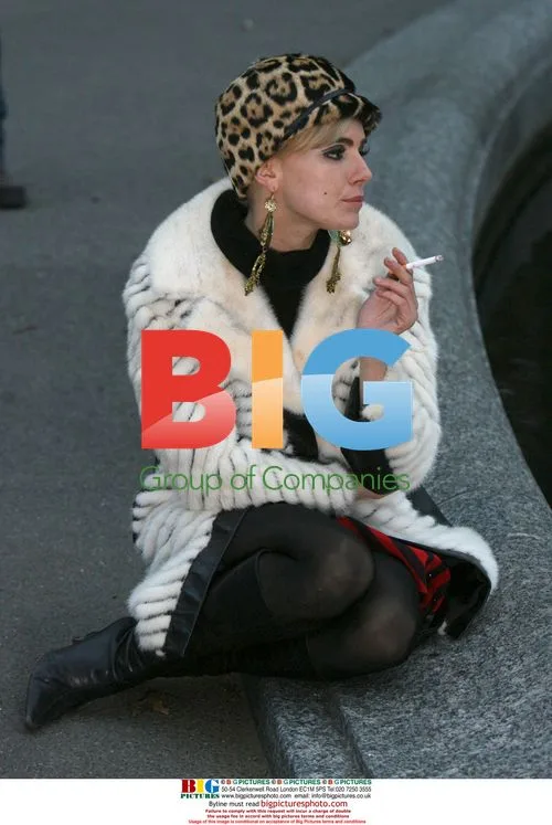 Sienna Miller filming 'Factory Girl'