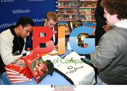Kiera Richardson and Darren Fletcher at Manchester United book signing