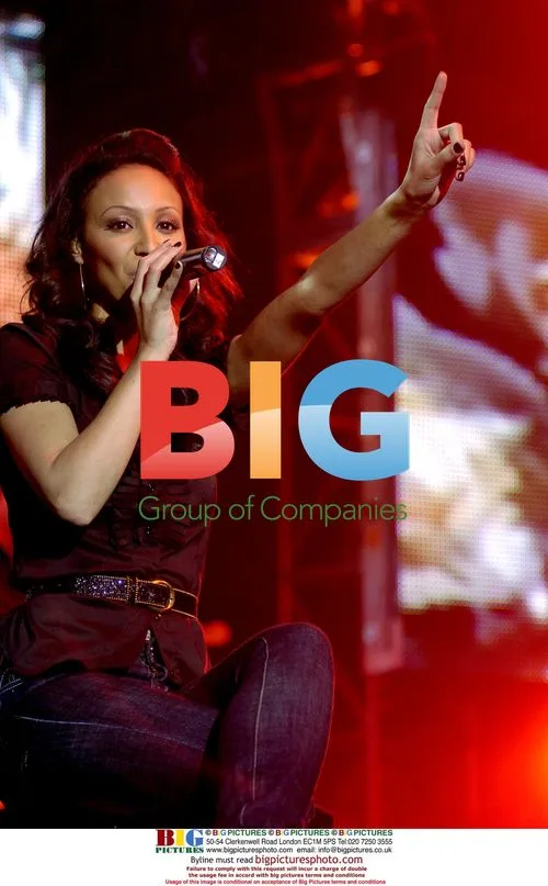 Sugababes' Amelie Berrabah Performing at AOL Music Live!