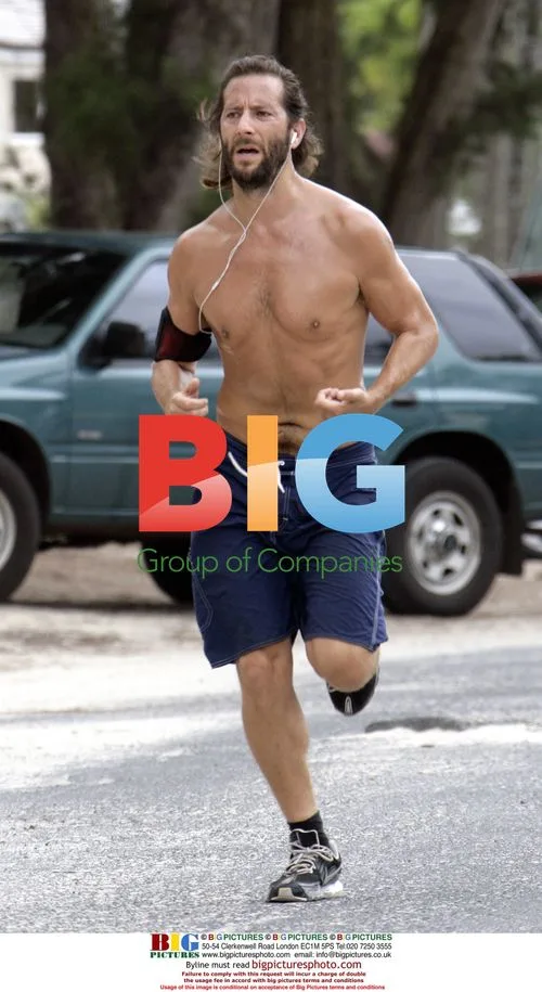 Henry Ian Cusick Jogs in Honolulu