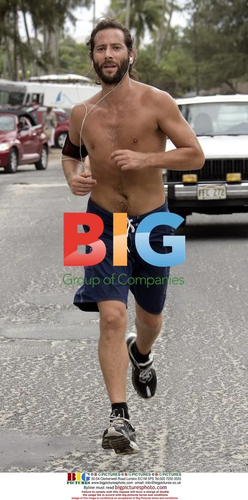 Henry Ian Cusick Jogs in Honolulu