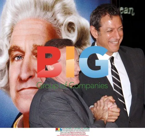 Robin Williams and Jeff Goldblum at "Man of the Year" premiere