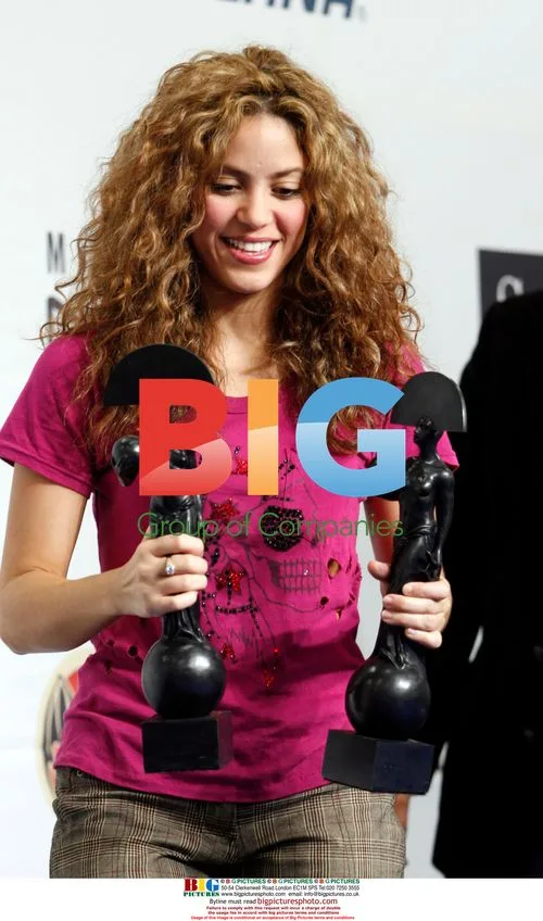 Shakira at Veo Awards Press Conference in Puebla